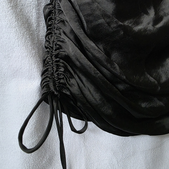 🧡 Satin Mini Ruched Dress - Picture 4 of 7